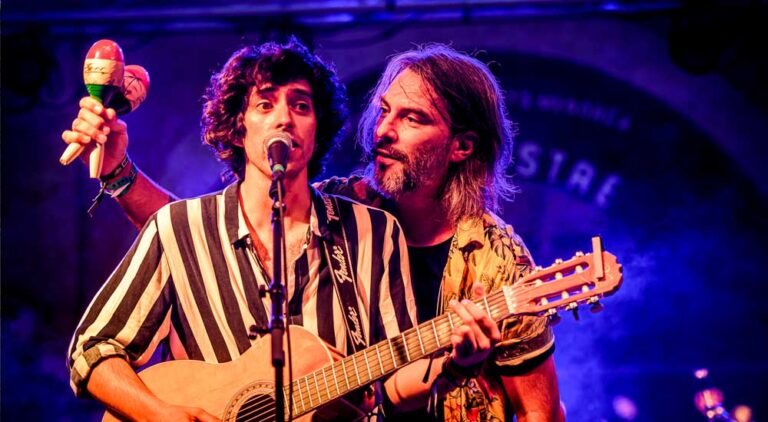 Juani Mustard presenta "La vida, la canción" ft. Matiu Colin.