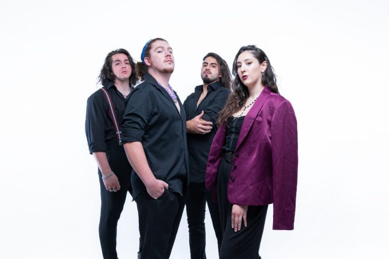 Burned Matches lanza un electrizante cover de Maneskin