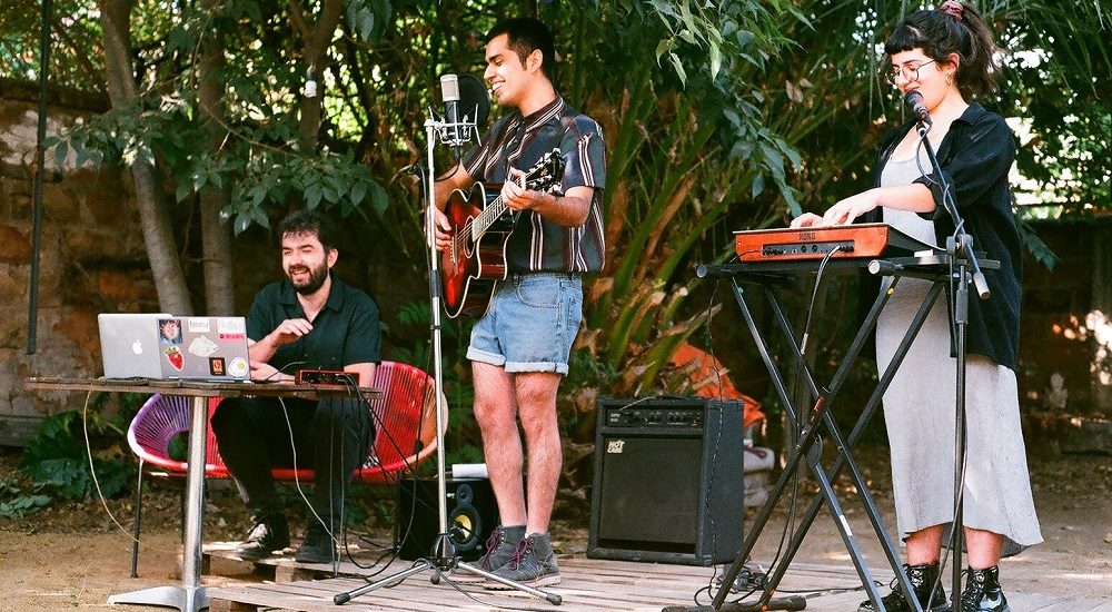Chips y la gran ciudad lanzamiento en vivo