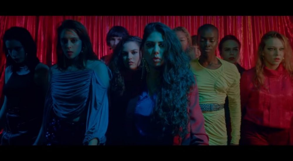 DE LEIN POR LA NOCHE