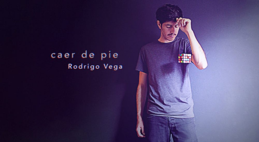 caer-de-pie-rodrigo-vega-12222